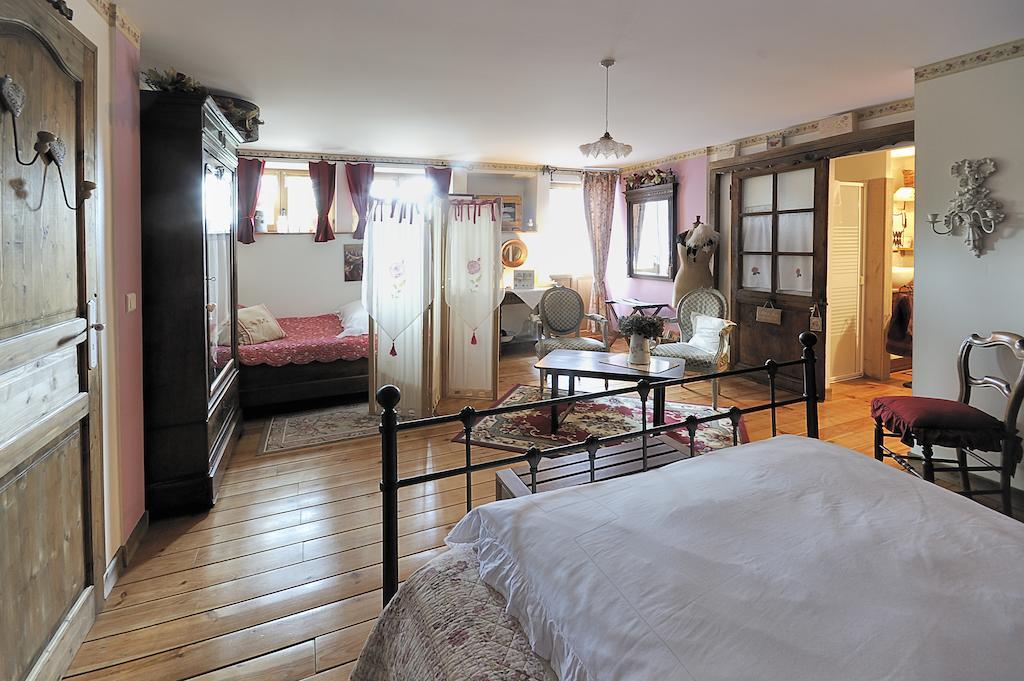 Moulin De La Beraudaie Bed & Breakfast Bohal Room photo